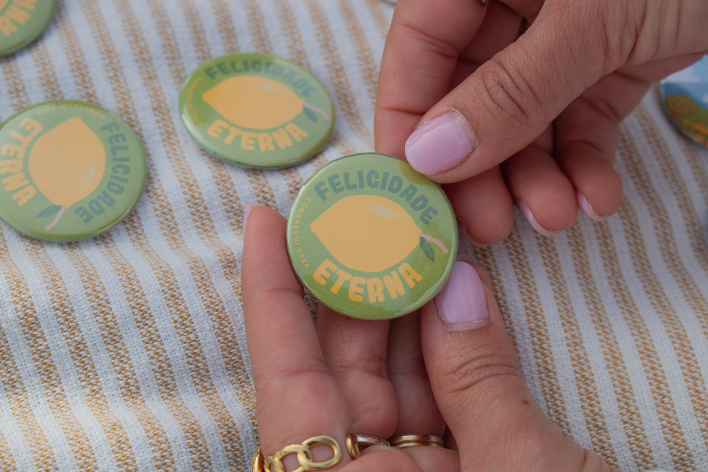 Pins do Congresso 2026 – “Felicidade Eterna” | Amore Paper Co. (Pack 5)